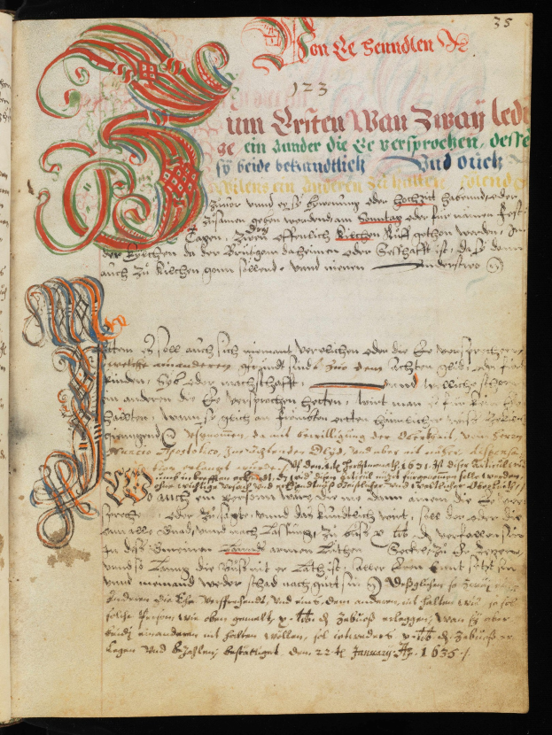 Offenes Buch mit rot-grünem Design, aufgeschlagen auf einer Seite mit Text, identifiziert als bibl München, ms 0060, f 002v-002.