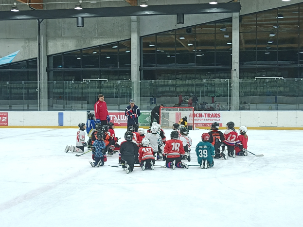 CHTC und CSV Marathon laden zum Spaß, Sport und guter Stimmung bei der Krefelder Eltern-Hockey-EM ein