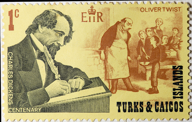 Eine Sammlung verschiedener Briefmarken mit einzigartigen Designs und Farben, die gemeinsam angeordnet sind.