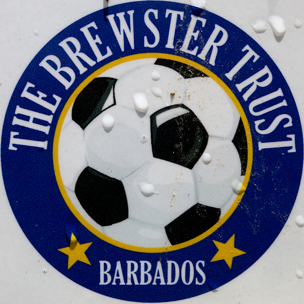 Ein Fußball-Logo mit zwei Sternen und darunterem Text.