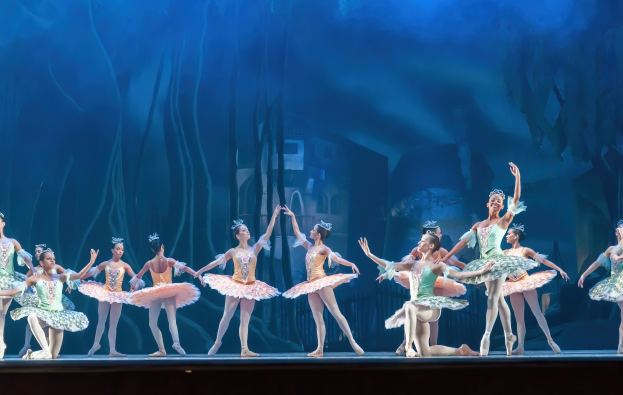 "Theater of Estrada Song" des Zentrums für Ästhetische Erziehung von Kindern der Oblast Nizhny Novgorod wird vor der Vorstellung von "Nussknacker" im Nizhny Novgorod TYUZ am 1. Juni auftreten"