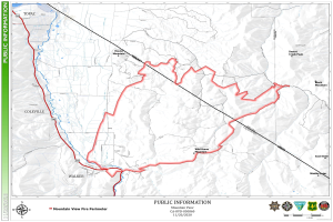 Eine detaillierte Karte einer geplanten Bergwanderroute mit Markierungen, Text und Logos auf einem Plakat.